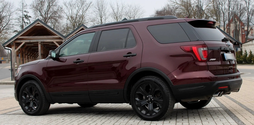 Ford Explorer cena 129000 przebieg: 80000, rok produkcji 2018 z Lublin małe 466